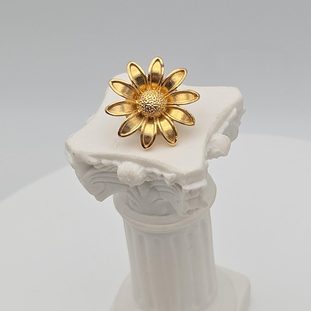 Vtg Sunflower Daisy Pin Brooch Tie Tack Lapel Pin Hat Pin Gold Plate .75"